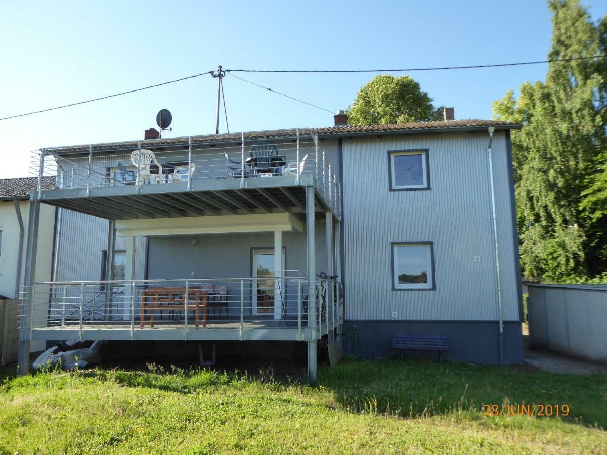 "Baerenhaus" Ferienwohnung Püttlingen Dış mekan fotoğraf